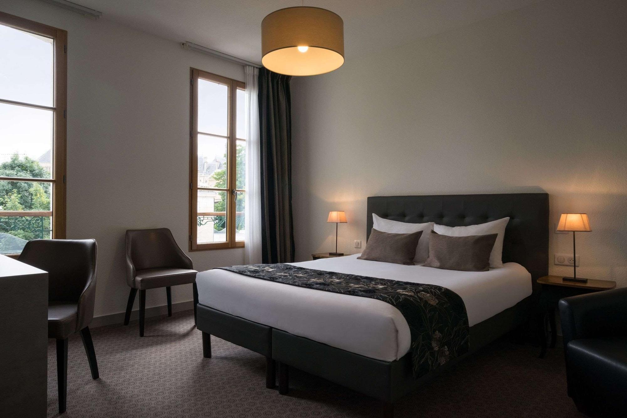 Du Moulin Hotel